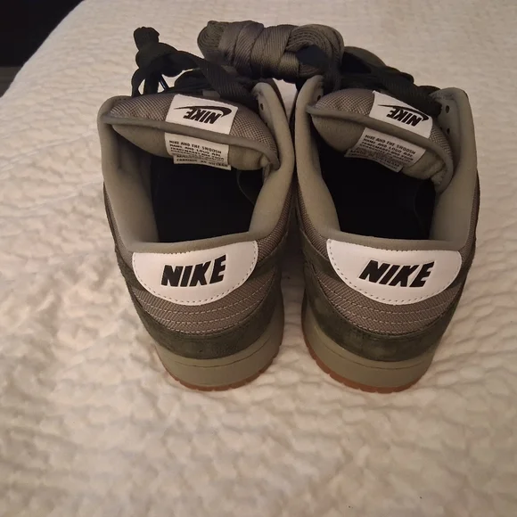 Nike SB Dunk Low Pro B 'Sequoia/Army HJ0367-301 NWB NO LID SIZE 12